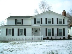 White siding installed by Fairview Home Improvement in Cleveland, Ohio area